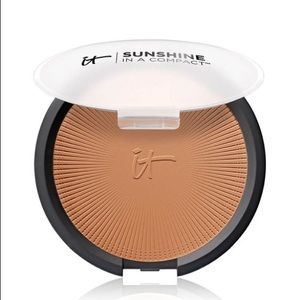 itcosmetics Makeup - iT Cosmetics- Sunshine in a Compact itcosmetics Makeup - iT Cosmetics- Sunshine in a Compact